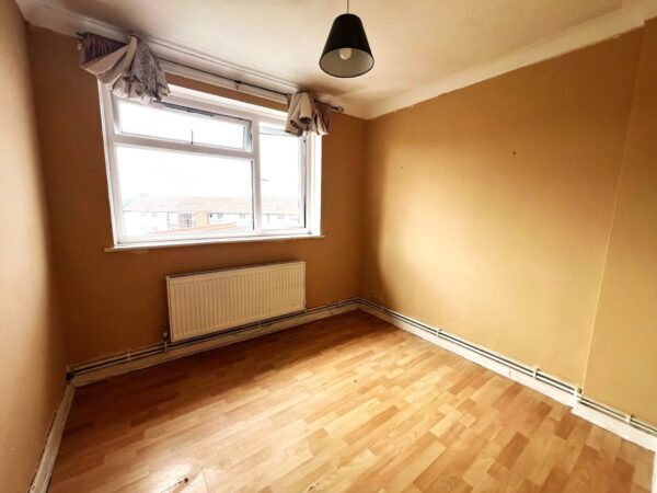 Chichester court, Queensbury, HA71