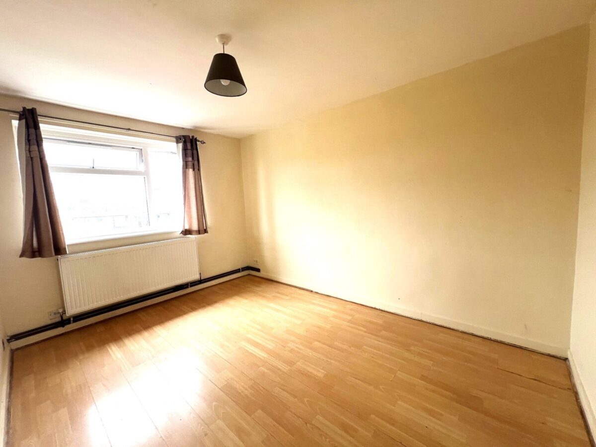 Chichester court, Queensbury, HA71