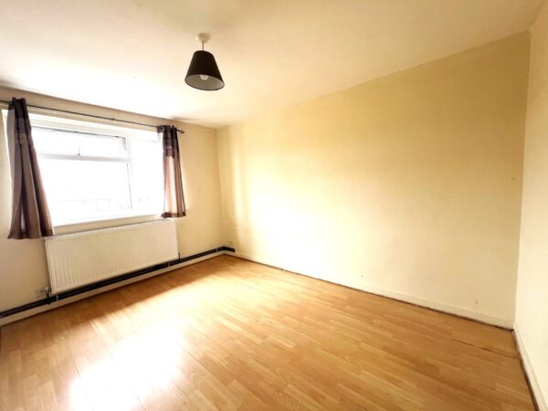 Chichester court, Queensbury, HA71