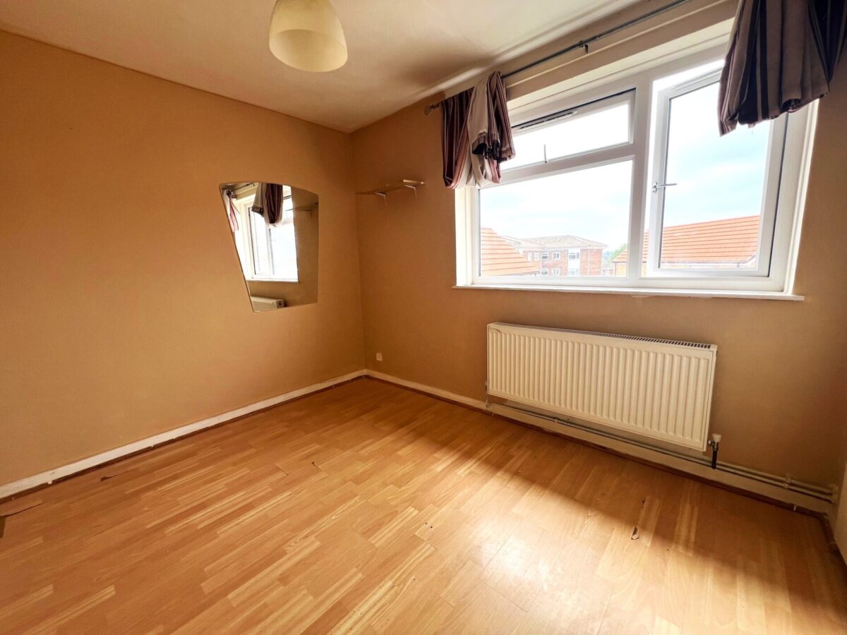 Chichester court, Queensbury, HA71