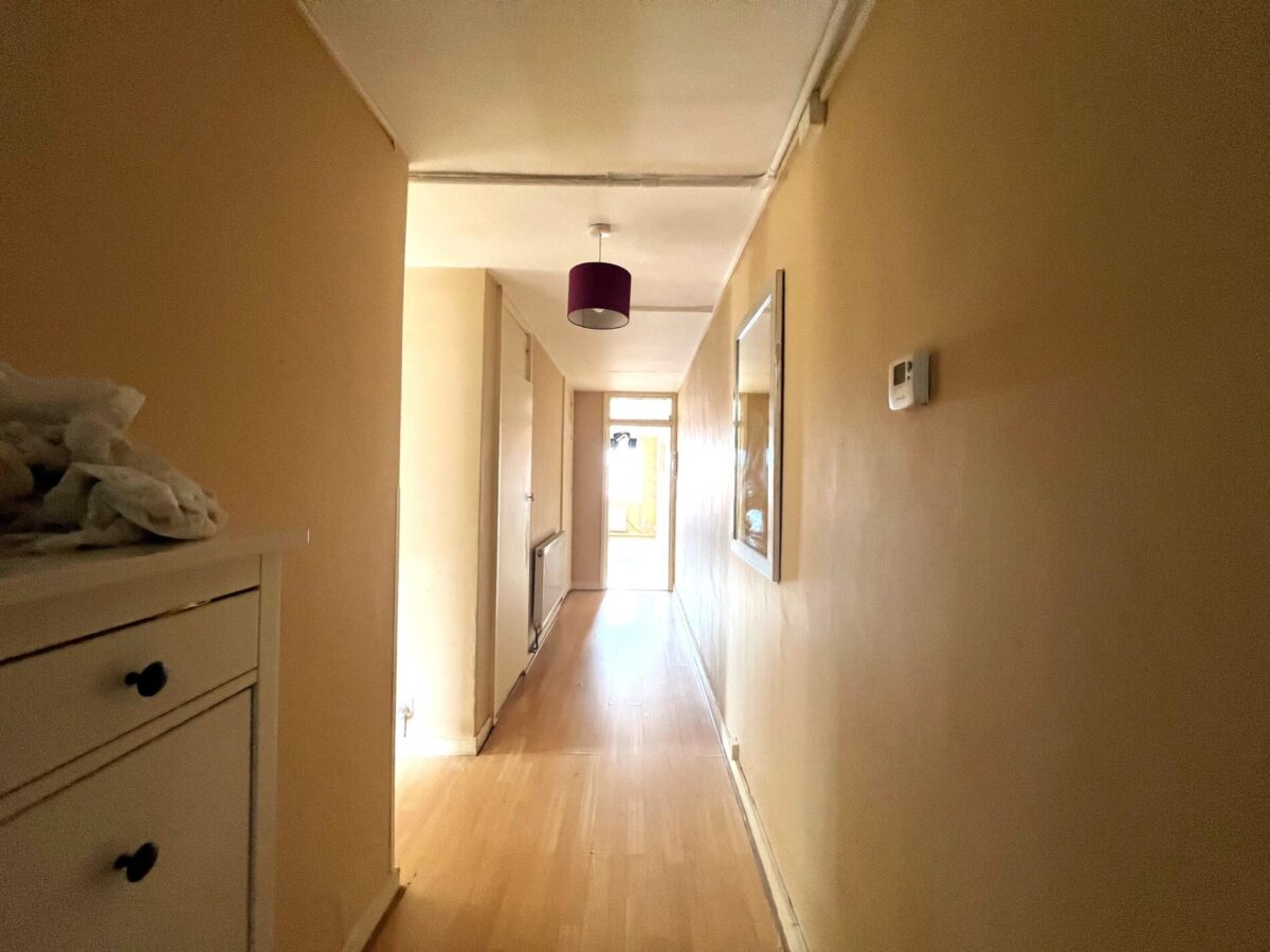 Chichester court, Queensbury, HA71