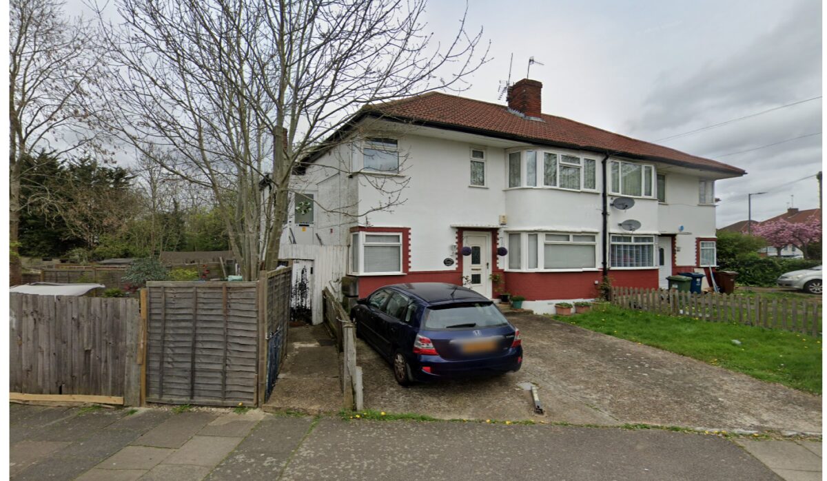Shaftesbury avenue, South Harrow, HA20AN